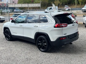 Jeep Cherokee 2.2 TD, снимка 4