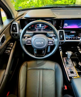 Kia Sorento 2.5T/4X/EX+ /6 местна - 58500 лв. / 29910.58 € - 70679957 7