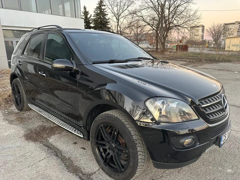 Mercedes-Benz ML 320 Перфектен / Керамично покритие , снимка 2 - Автомобили и джипове - 49386285