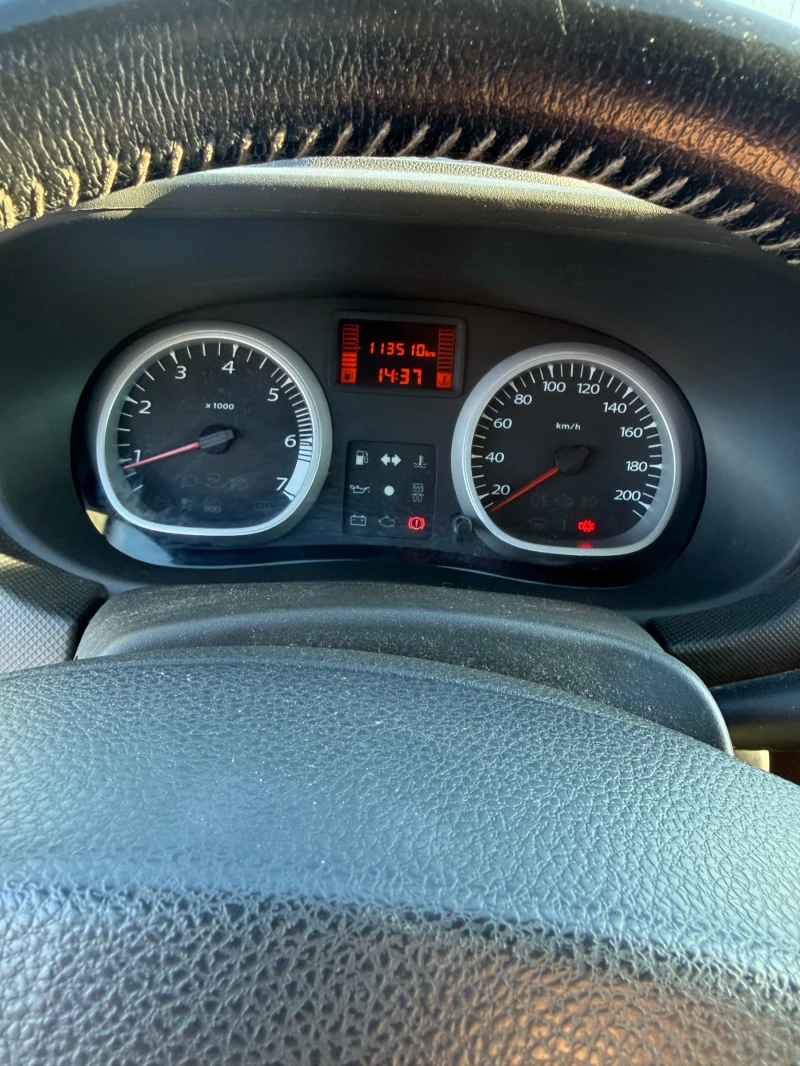 Dacia Duster 1.5D, снимка 6 - Автомобили и джипове - 52904829