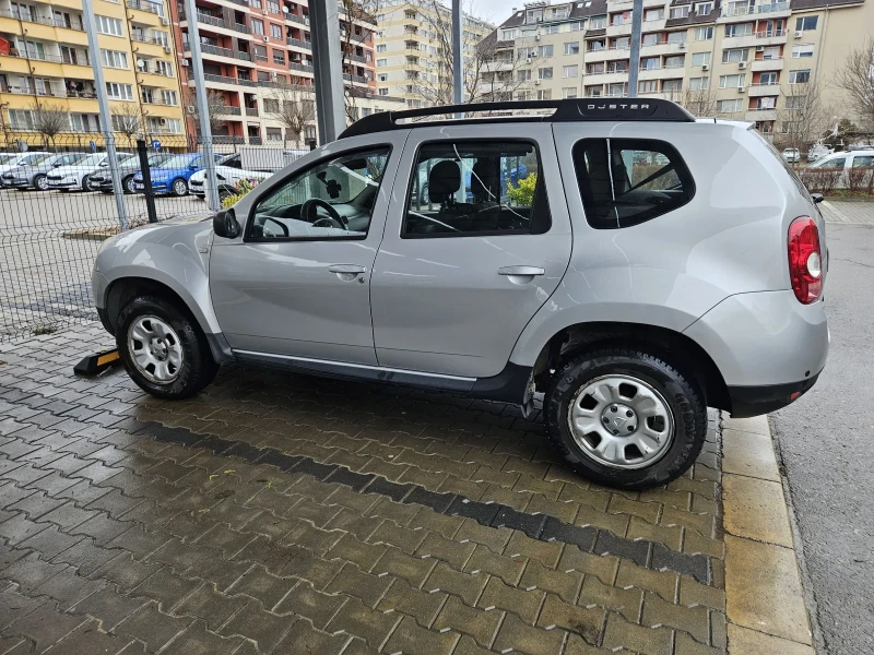 Dacia Duster 1.5 dci, снимка 4 - Автомобили и джипове - 53308456
