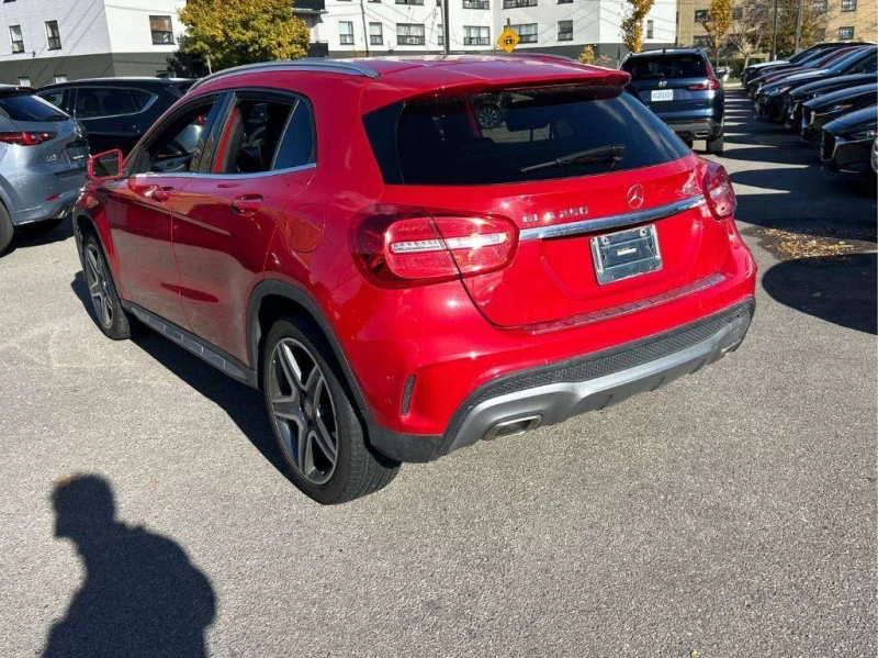 Mercedes-Benz GLA 250 * CARFAX * ФИНАНСИРАНЕ , снимка 2 - Автомобили и джипове - 53336631