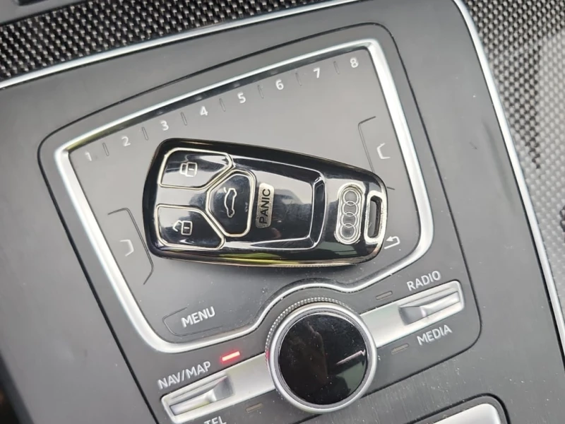 Audi SQ5 * quattro Prestige * CARFAX * ЦЕНА ДО БГ, снимка 10 - Автомобили и джипове - 53444630