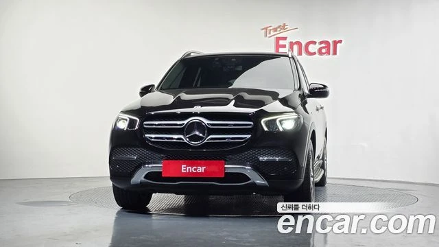 Mercedes-Benz GLE 300 | 83K KM TOP SERVICE, снимка 2 - Автомобили и джипове - 55472297