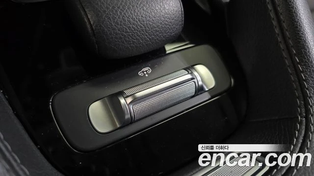 Mercedes-Benz GLE 300 | 83K KM TOP SERVICE, снимка 17 - Автомобили и джипове - 55472297