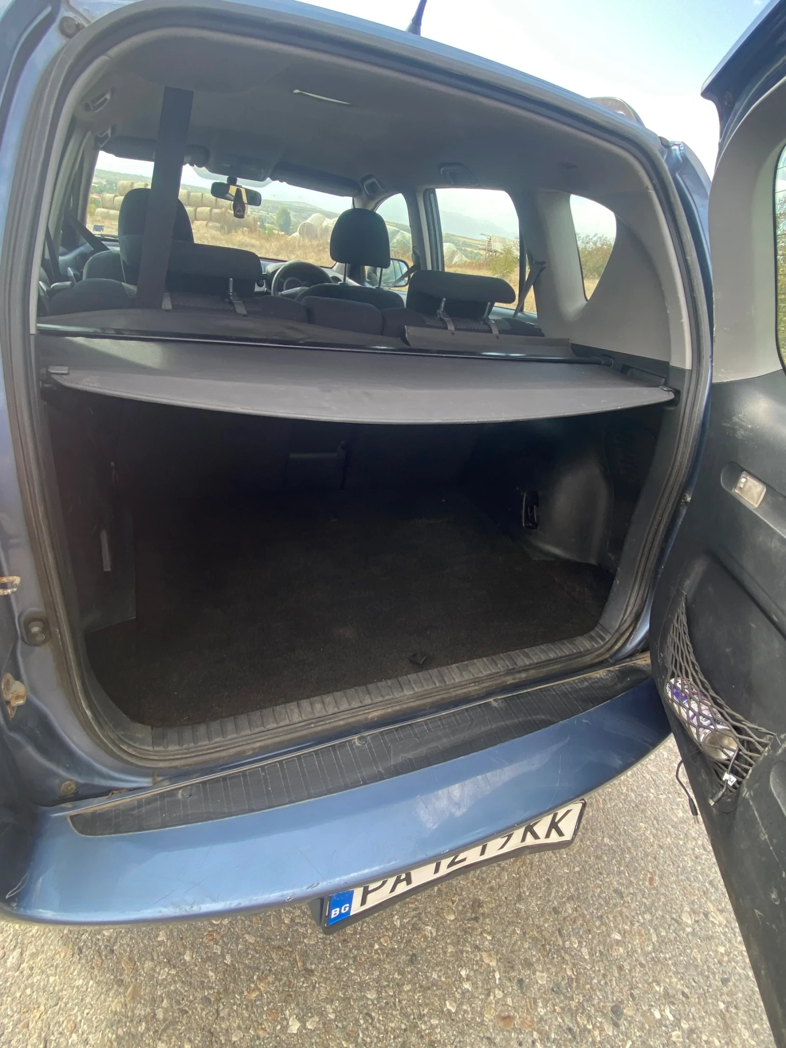 Toyota Rav4 2.0, снимка 7 - Автомобили и джипове - 54175701