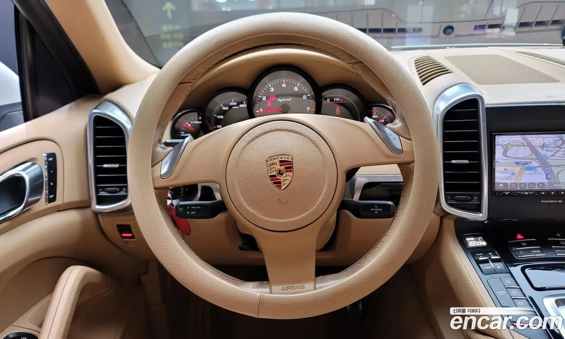 Porsche Cayenne HYBRID* 380кс+ * Шибедах* Подгрев* Лизинг, снимка 13 - Автомобили и джипове - 54611508