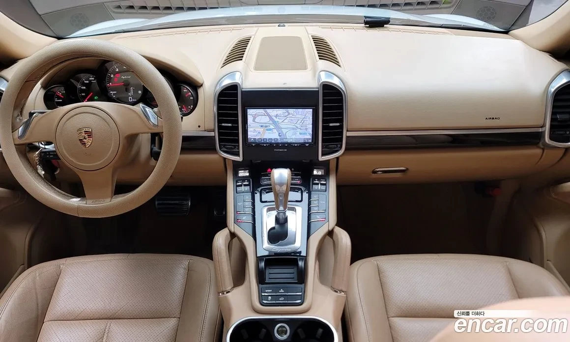 Porsche Cayenne HYBRID* 380кс+ * Шибедах* Подгрев* Лизинг, снимка 7 - Автомобили и джипове - 54611508