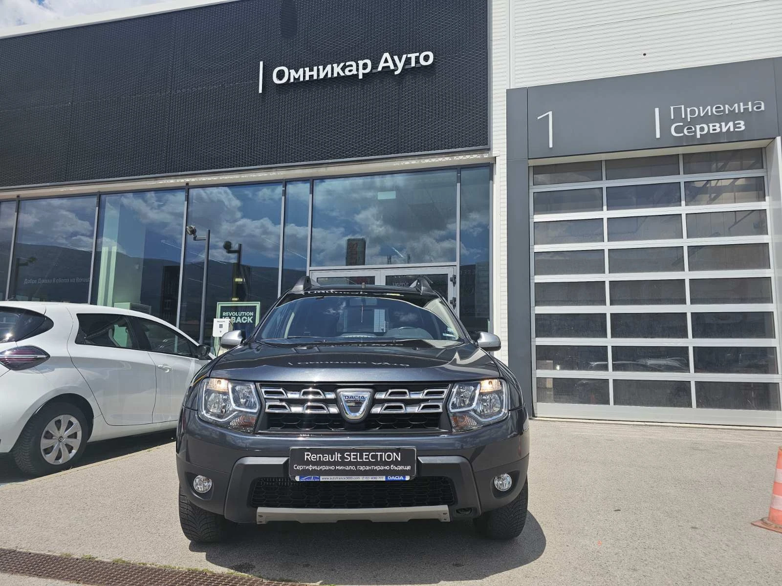Dacia Duster dCi 110 к.с. Дизел Stop & Start 4x4, снимка 3 - Автомобили и джипове - 54786569