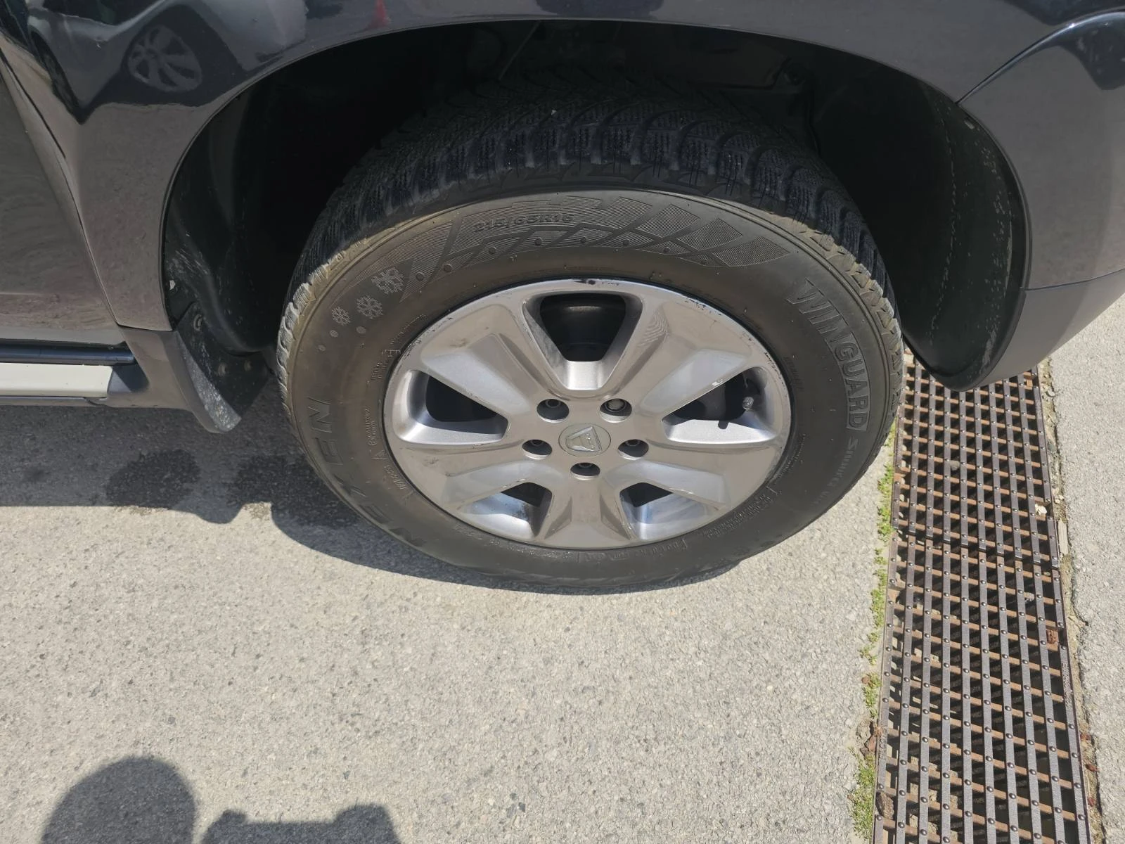Dacia Duster dCi 110 к.с. Дизел Stop & Start 4x4, снимка 16 - Автомобили и джипове - 54786569