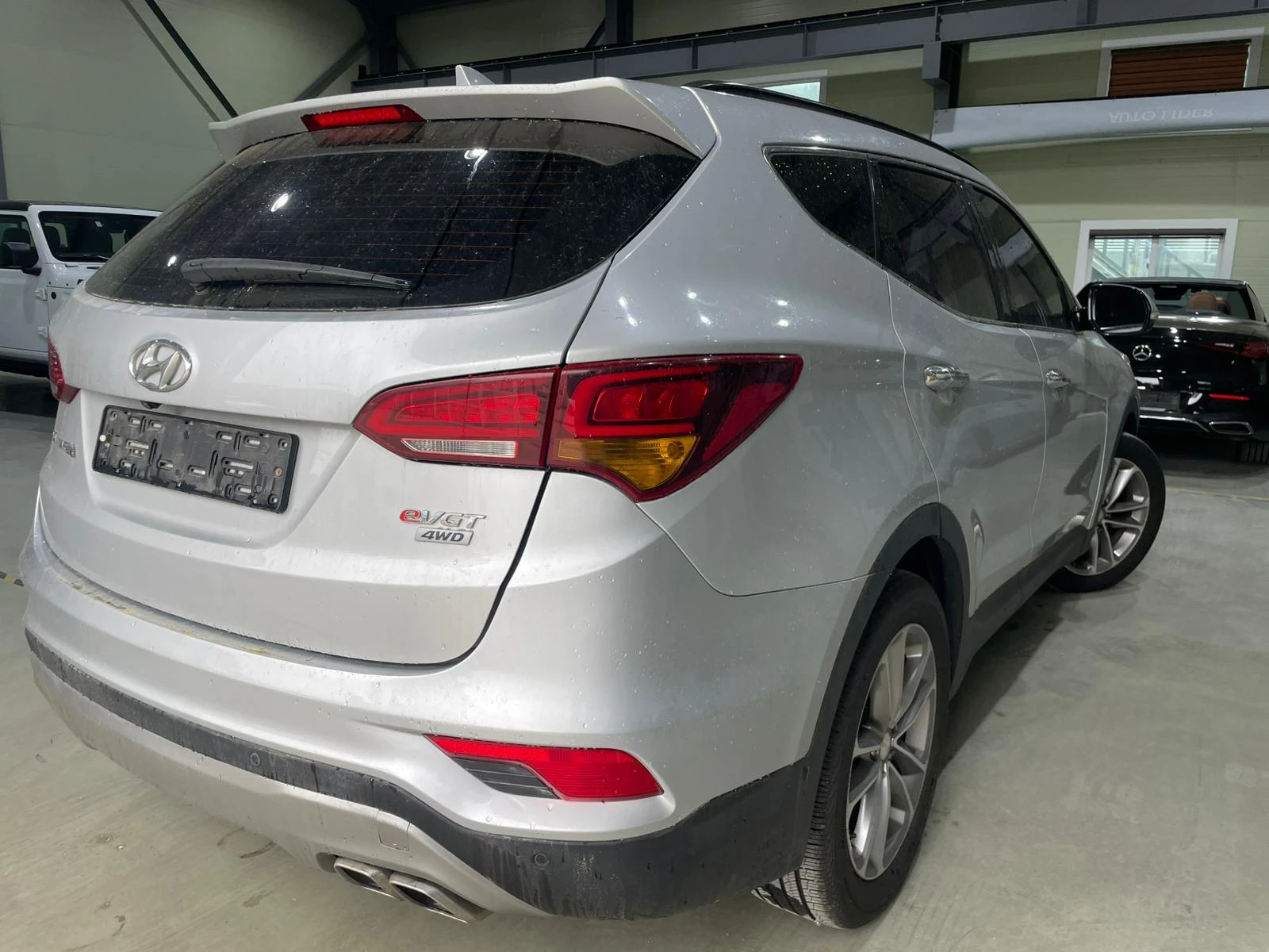 Hyundai Santa fe 2.2 CRDi 4WD ! Exclusive Special !, снимка 4 - Автомобили и джипове - 54947010