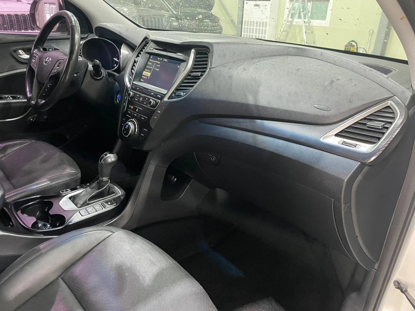 Hyundai Santa fe 2.2 CRDi 4WD ! Exclusive Special !, снимка 12 - Автомобили и джипове - 54947010