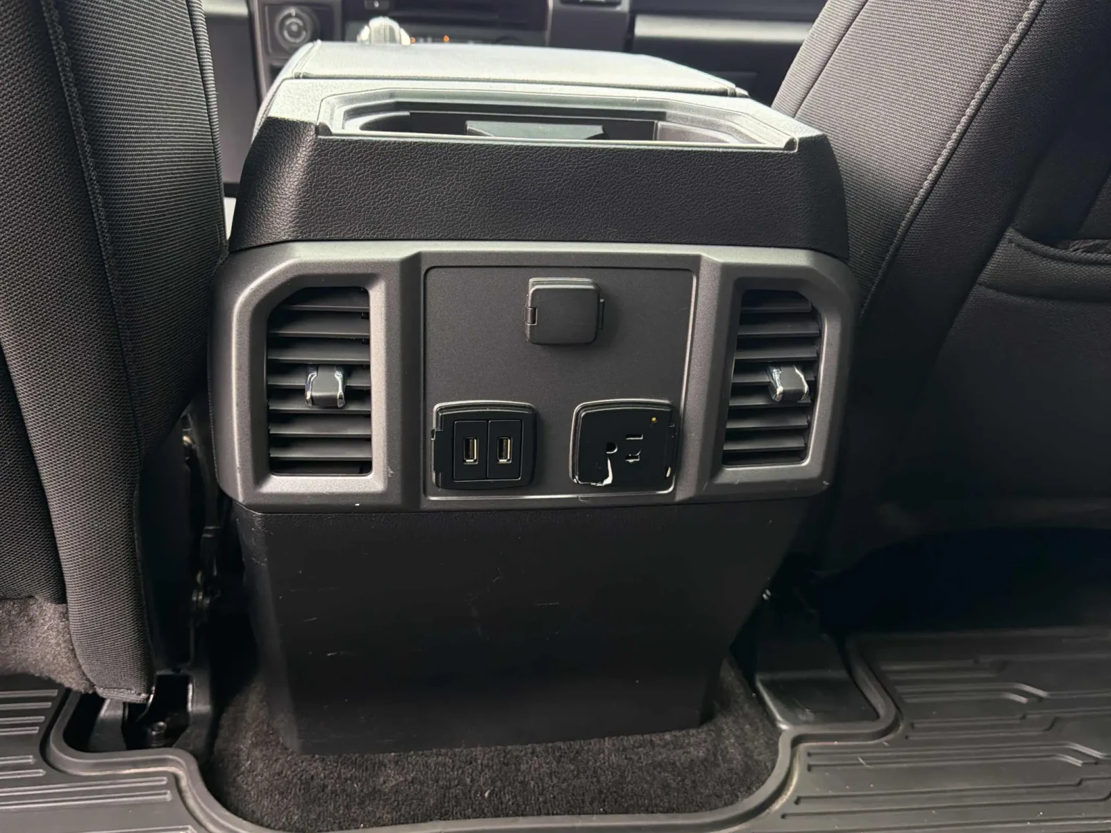 Ford F150 4WD SuperCrew Box * V8 * ПАНОРАМА * CARFAX, снимка 13 - Автомобили и джипове - 54963705