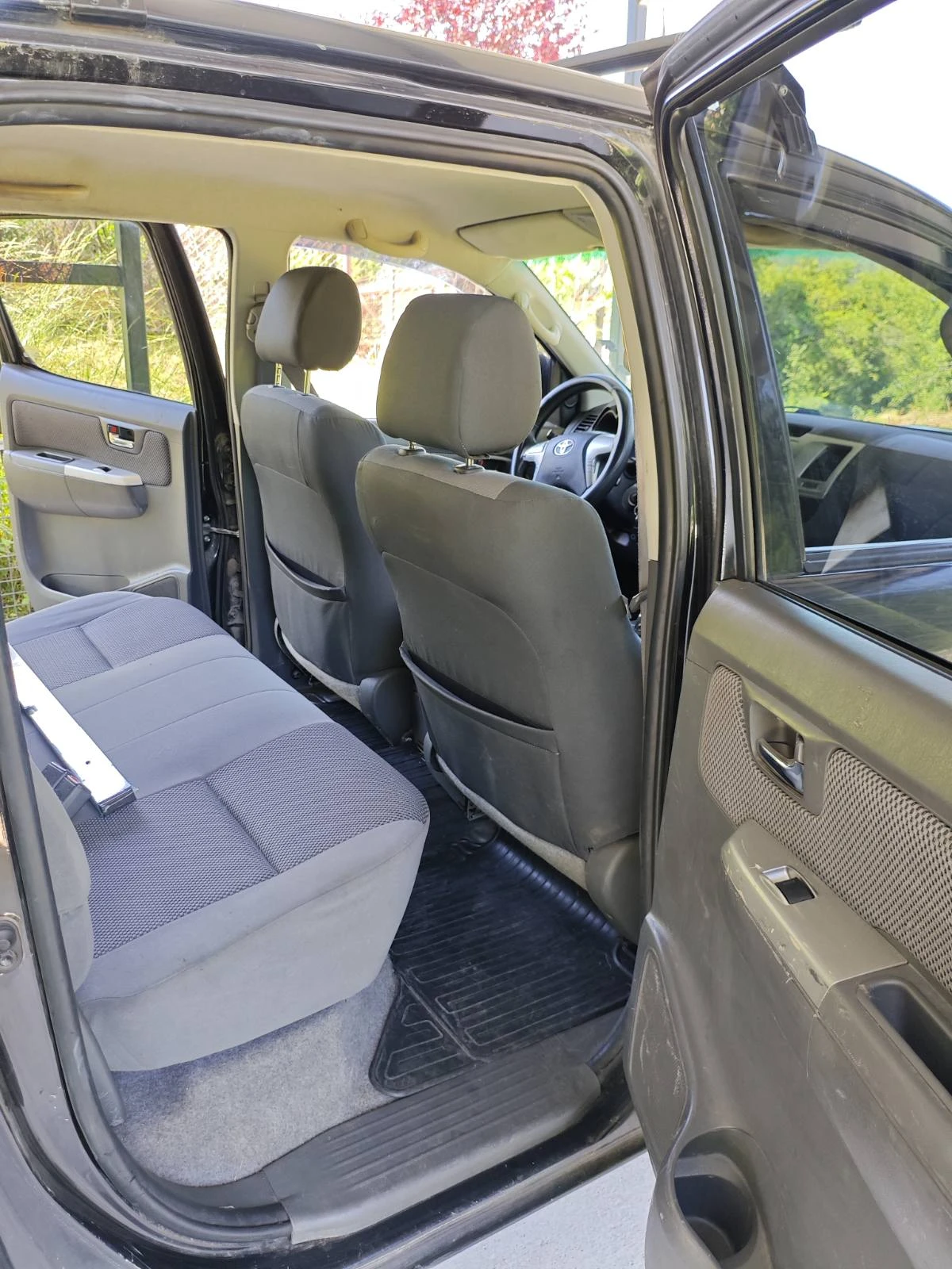 Toyota Hilux Toyota Hilux 3.0 d4d, снимка 13 - Автомобили и джипове - 54978340