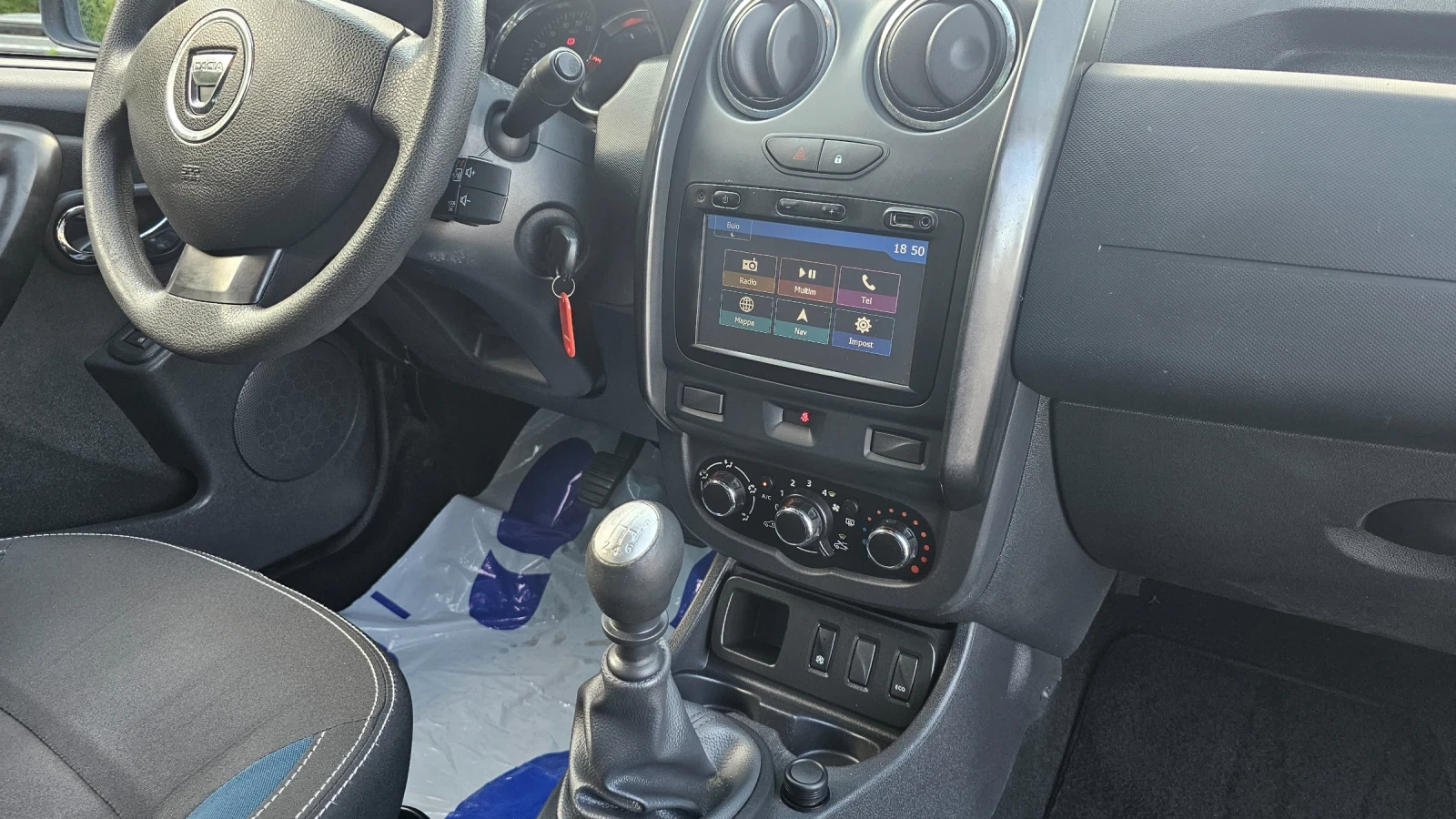 Dacia Duster 1.5 dci Euro6, снимка 9 - Автомобили и джипове - 55246849