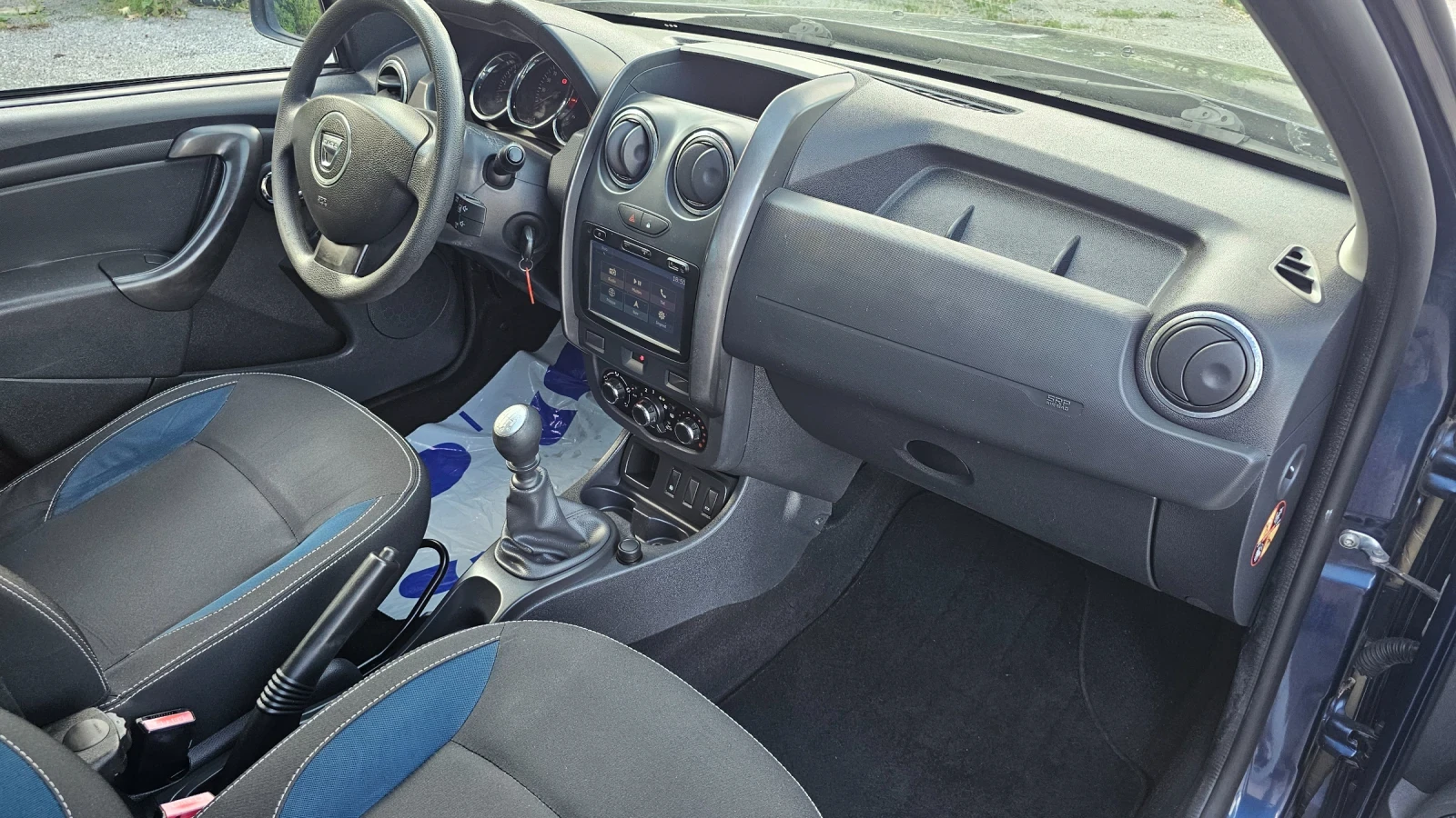 Dacia Duster 1.5 dci Euro6, снимка 8 - Автомобили и джипове - 55246849