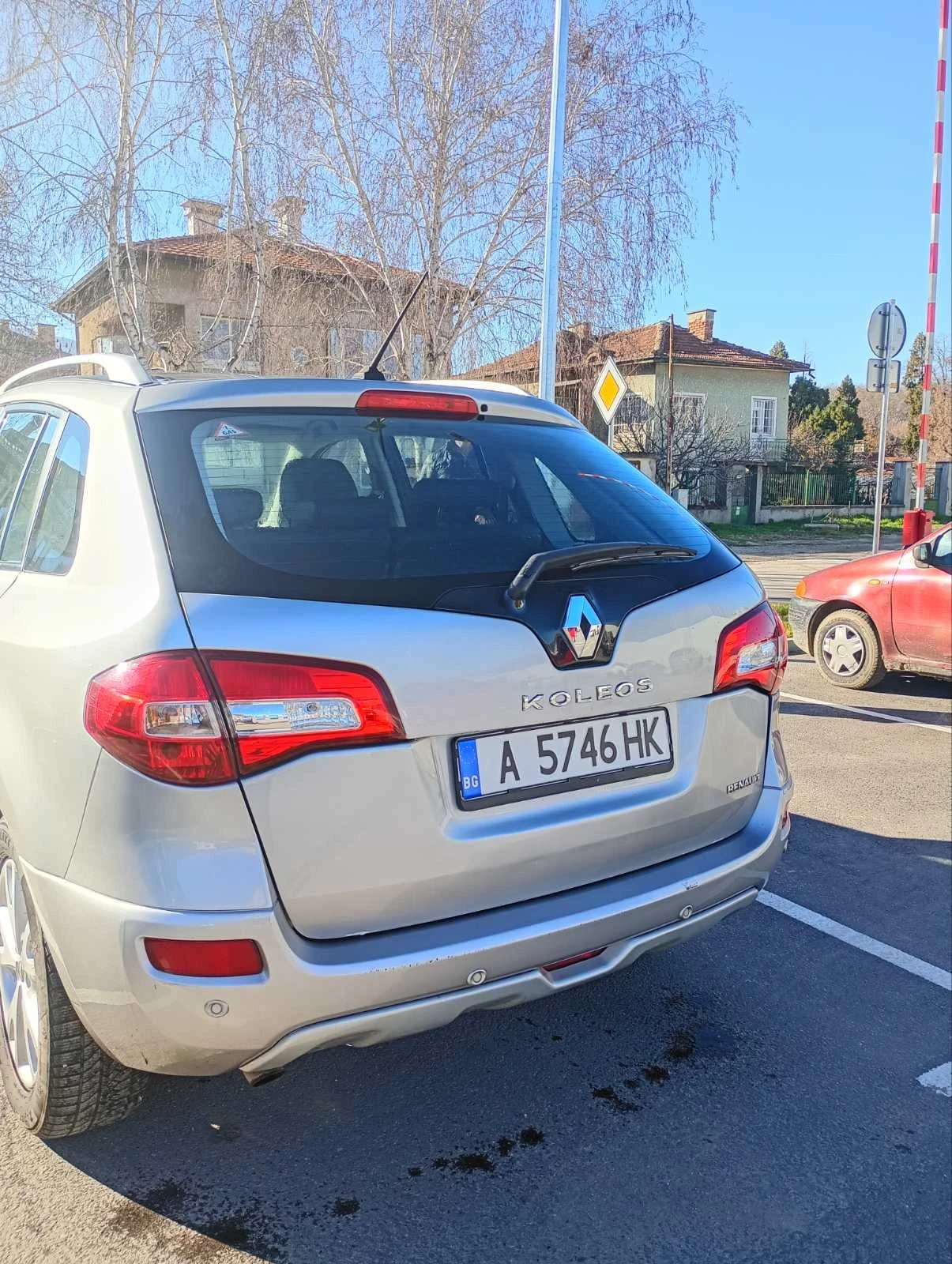 Renault Koleos 4x4 бензин-газ, снимка 2 - Автомобили и джипове - 55621987