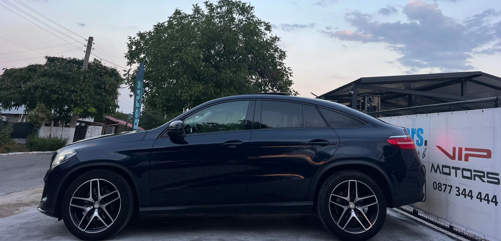 Mercedes-Benz GLE 350 d COUPE/AMG/PANORAMA/4MATIC/NAVI/360 KAMERA/FULL, снимка 3 - Автомобили и джипове - 55873646