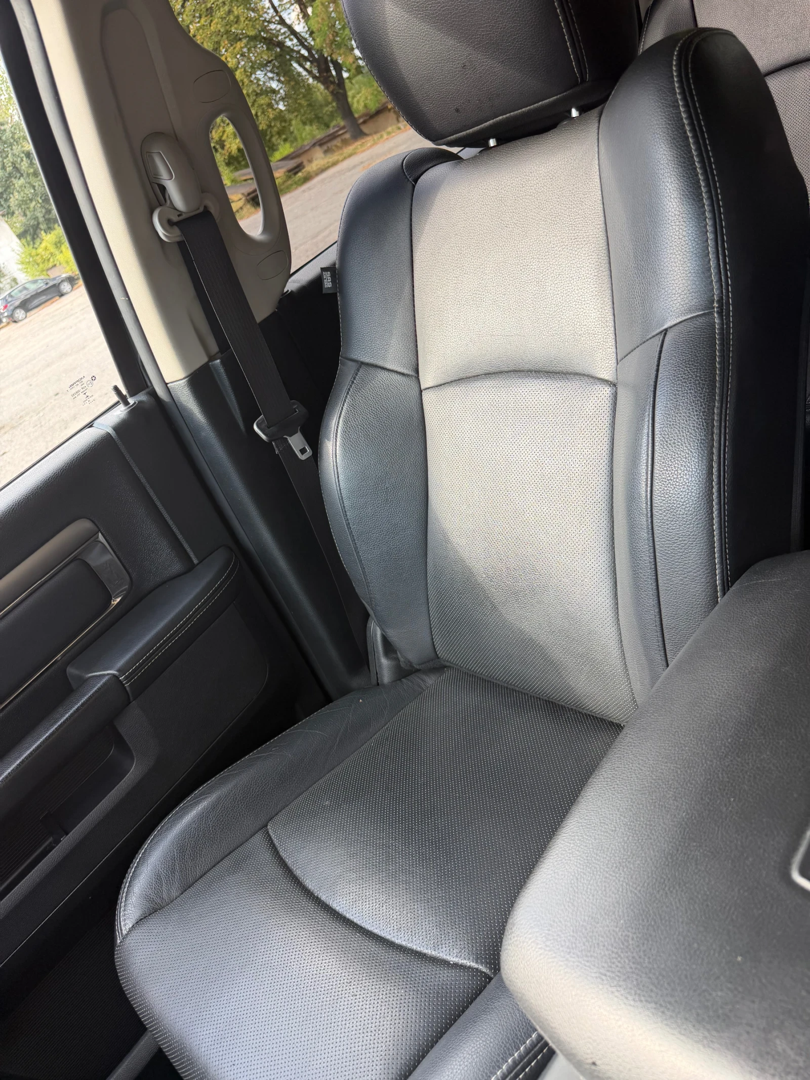 Dodge RAM 1500 5.7 hemi SPORT, снимка 15 - Автомобили и джипове - 56262707