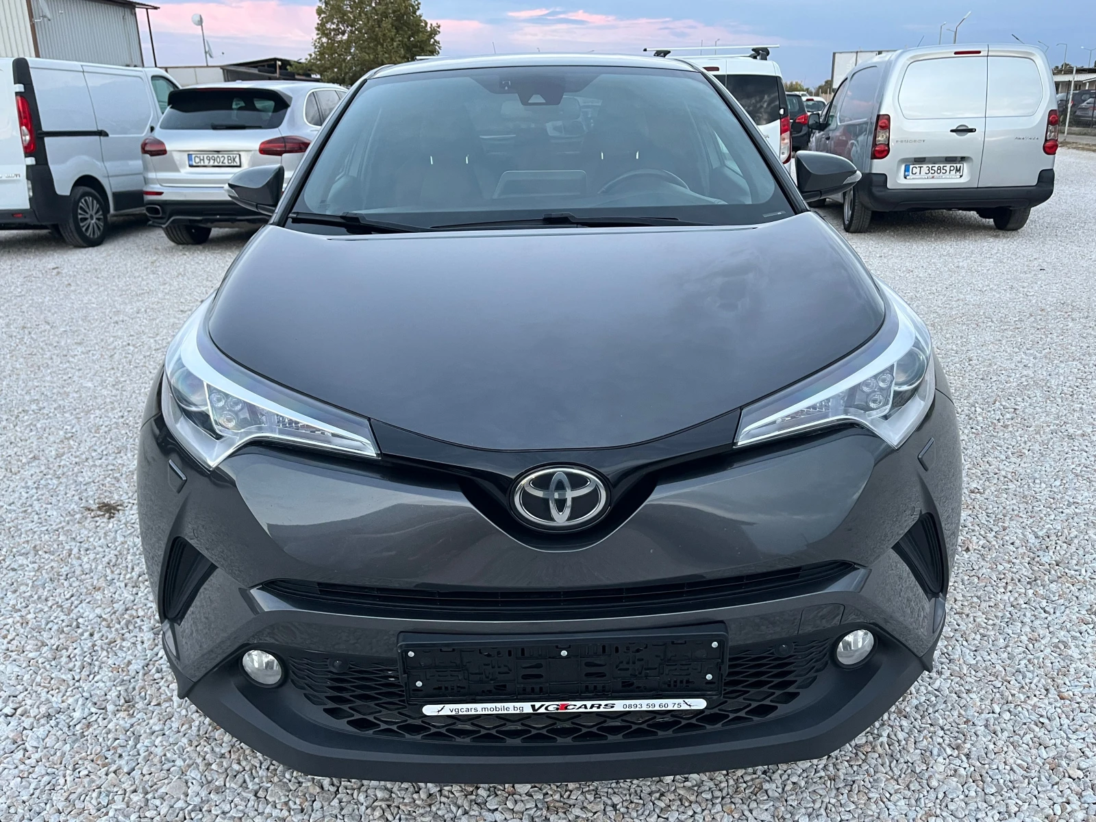 Toyota C-HR 1.2 i, -116к.с., ЛИЗИНГ, снимка 2 - Автомобили и джипове - 56739673