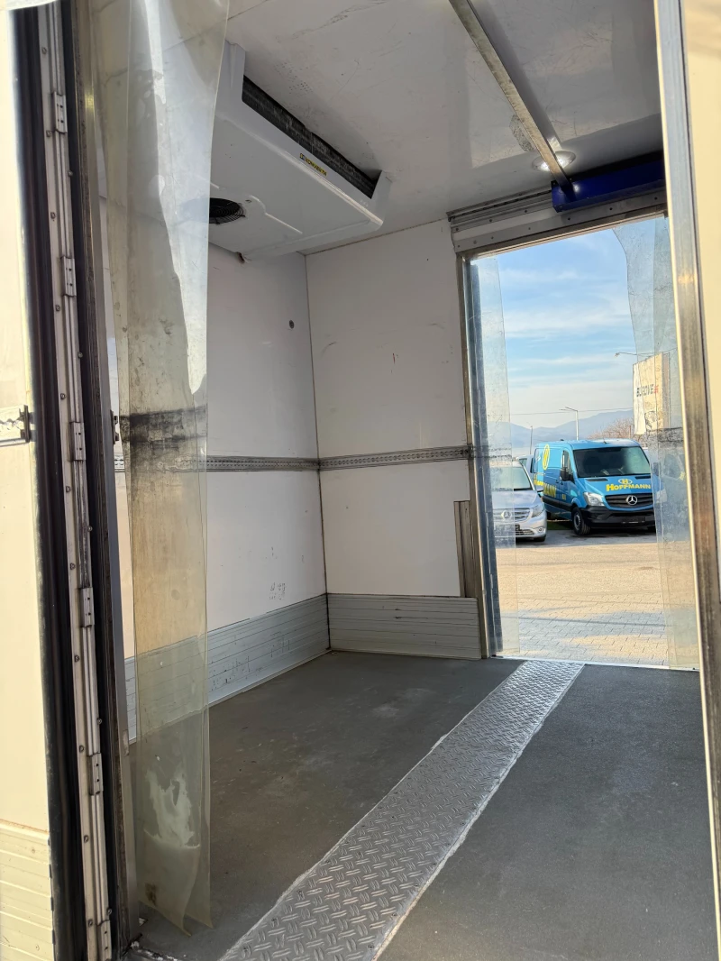 Iveco Daily 72-170 Хладилен+ ток Клима 5.40м. , снимка 12 - Бусове и автобуси - 52823294