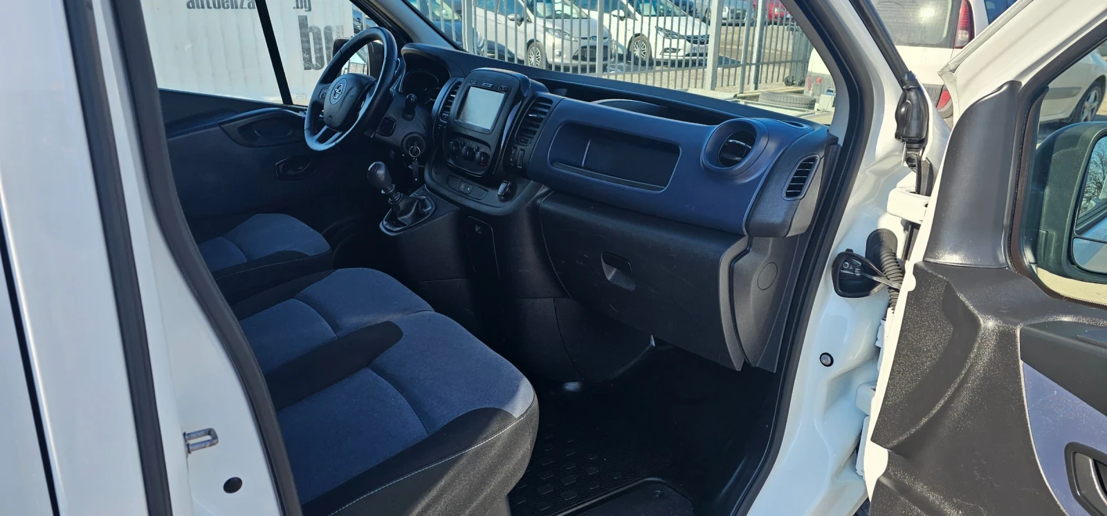 Opel Vivaro 1.6 CDTI -120hp Euro 6 - изображение 9