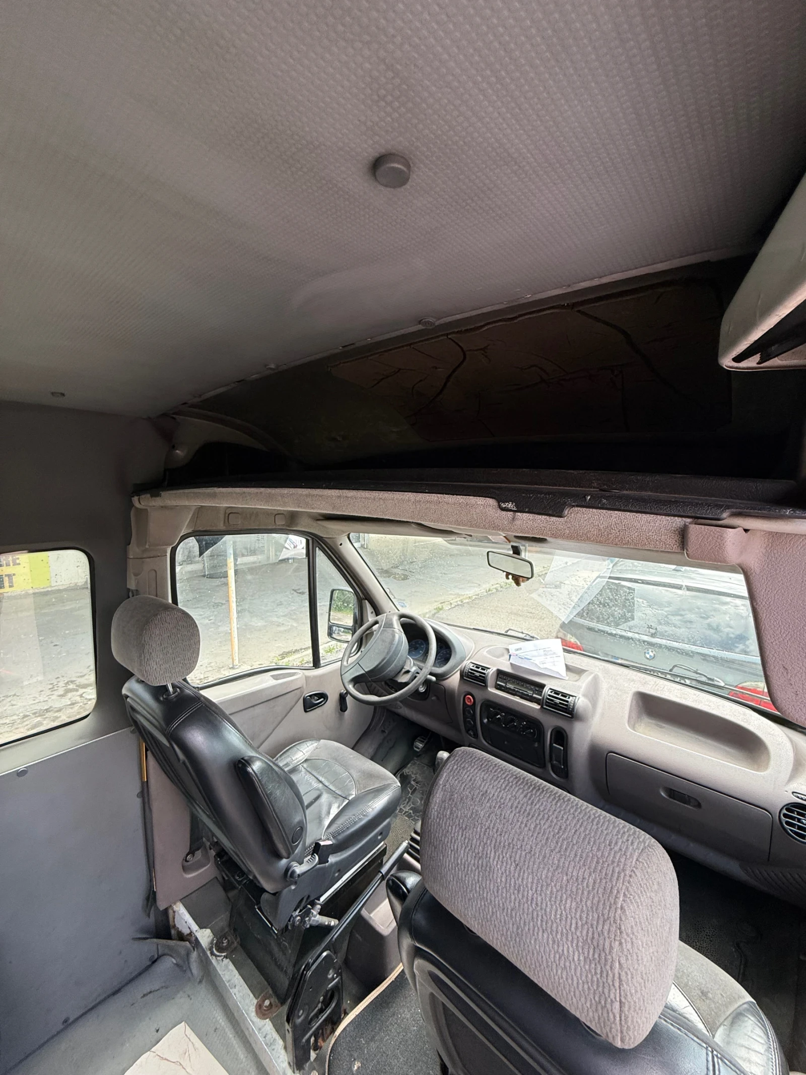 Renault Master T33, снимка 13 - Бусове и автобуси - 54632089