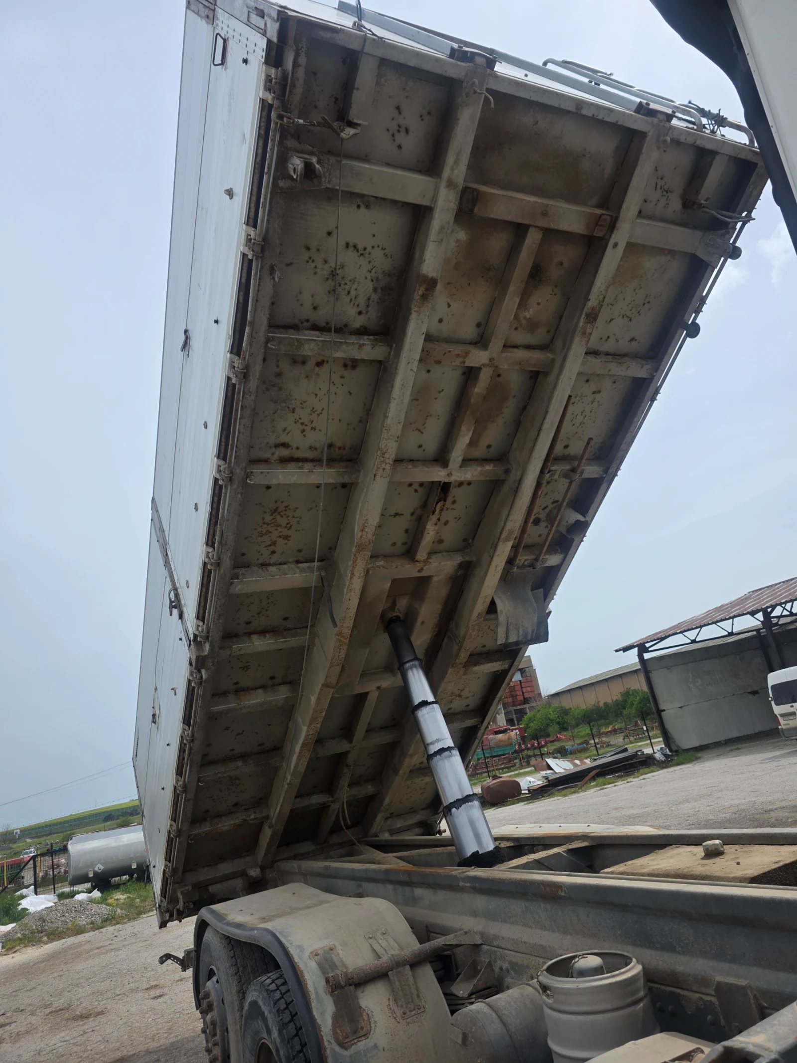 Volvo F12 �������� | Mobile.bg � ����������� 4