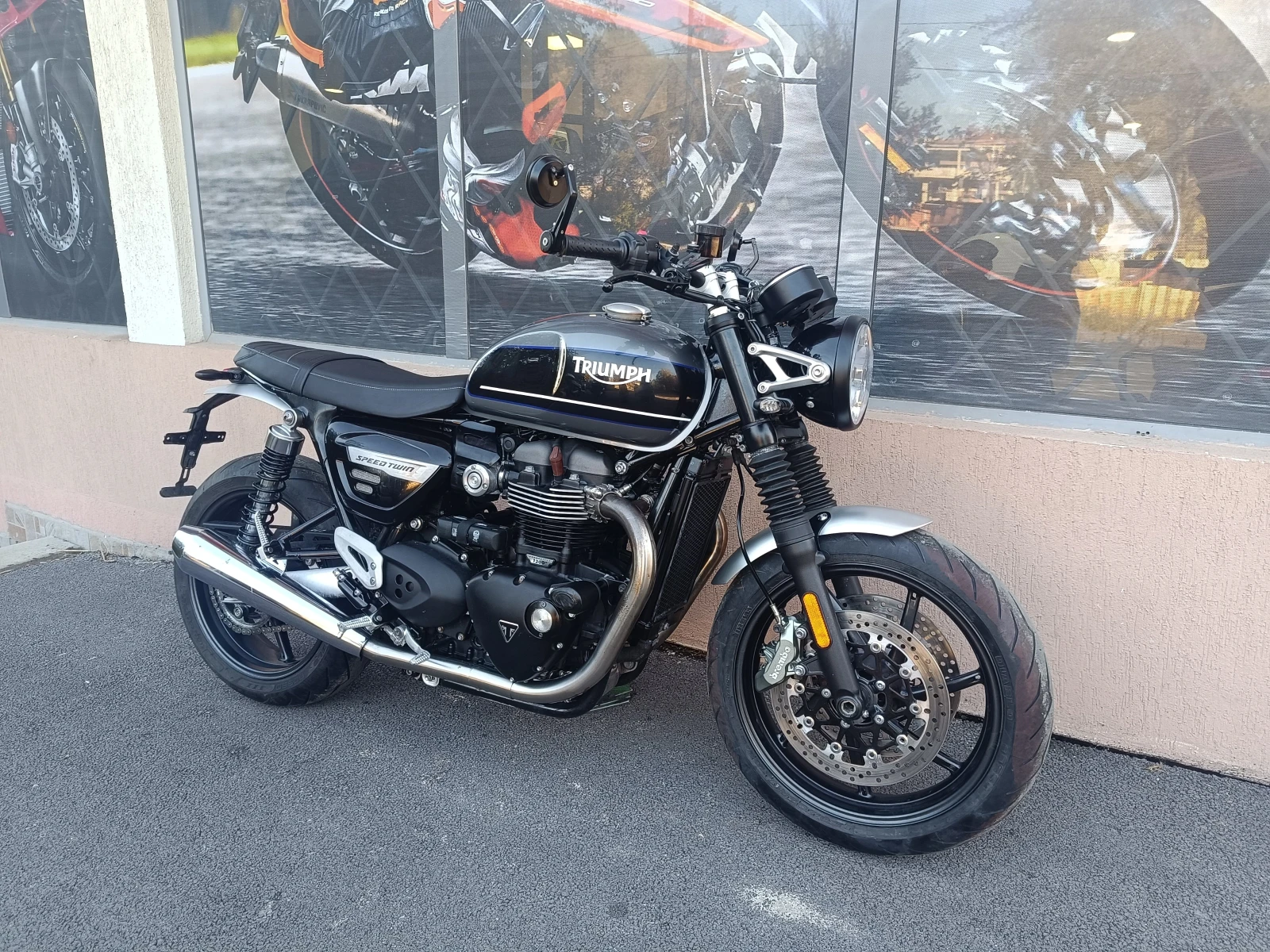 Triumph Speed Twin 1200 - изображение 2