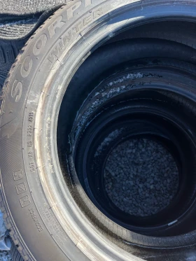 Гуми Зимни 235/55R18, снимка 4