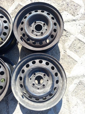 ������ �� Seat | Mobile.bg � ����� ������ 2
