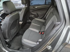 Opel Astra SPORTS TOURER+ 1.5D 122к.с, снимка 12