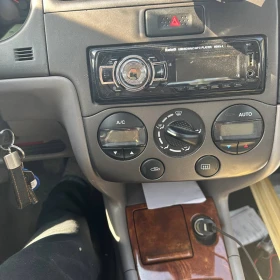 Nissan Primera 1.8 Газ.Инж., снимка 11
