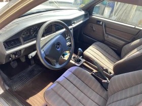 Mercedes-Benz 190, снимка 15