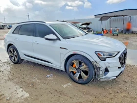 Audi E-Tron Premium Plus, снимка 4