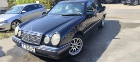 Mercedes-Benz E 200  Бензин , снимка 3