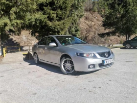 Honda Accord 2.4 I-vtec, снимка 12