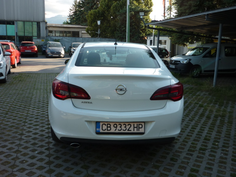 Opel Astra 1.4T 140 HP B14NET, снимка 8 - Автомобили и джипове - 46098157