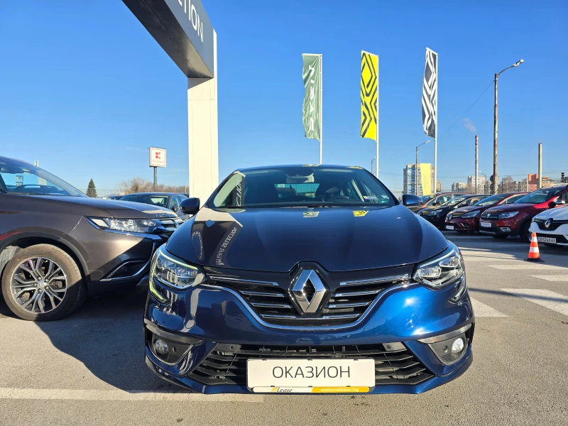 Renault Megane 1.3 Tce, снимка 2 - Автомобили и джипове - 48878173