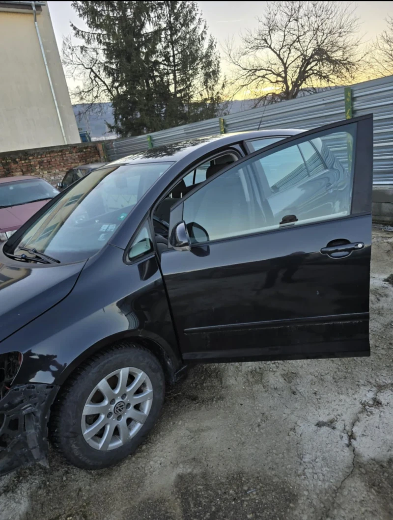 VW Golf Plus 1900 D * AVTOMAT , снимка 4 - Автомобили и джипове - 48598309