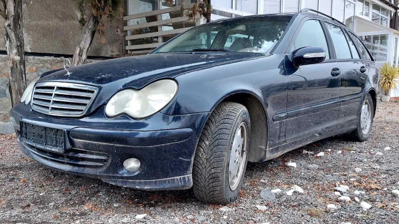 Mercedes-Benz C 180, снимка 5 - Автомобили и джипове - 48778505