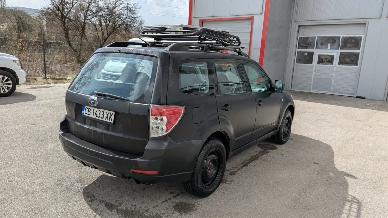 Subaru Forester, снимка 4 - Автомобили и джипове - 49517967