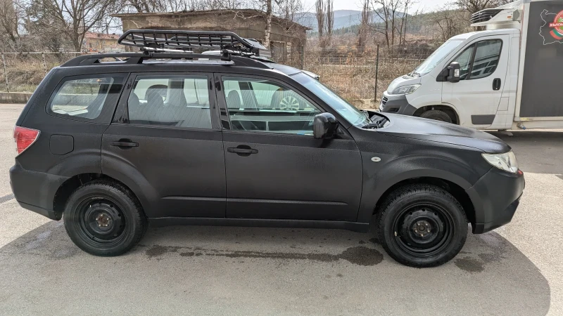 Subaru Forester, снимка 3 - Автомобили и джипове - 49517967