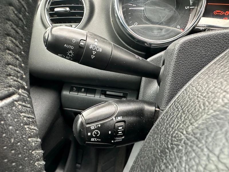 Peugeot 5008 2.0D 163 к.с. Facelift, снимка 15 - Автомобили и джипове - 50471686