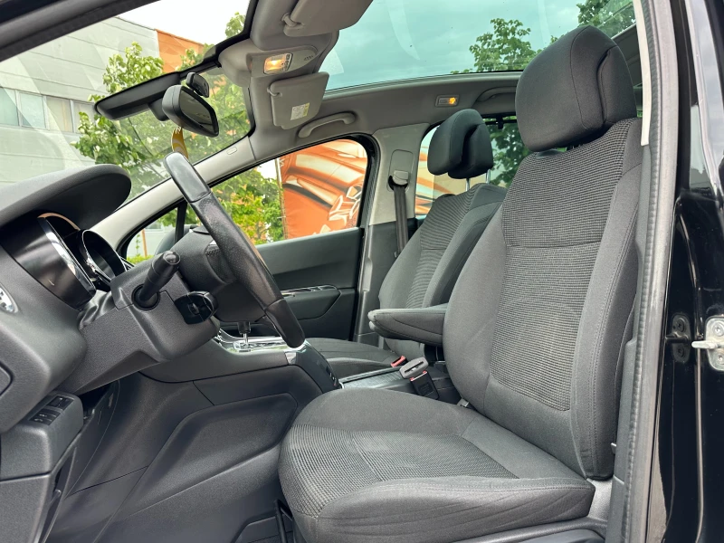 Peugeot 5008 2.0D 163 к.с. Facelift, снимка 8 - Автомобили и джипове - 50471686