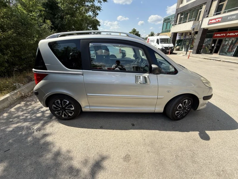 Peugeot 1007 1.6 i 16V (110 Hp), снимка 4 - Автомобили и джипове - 51309090