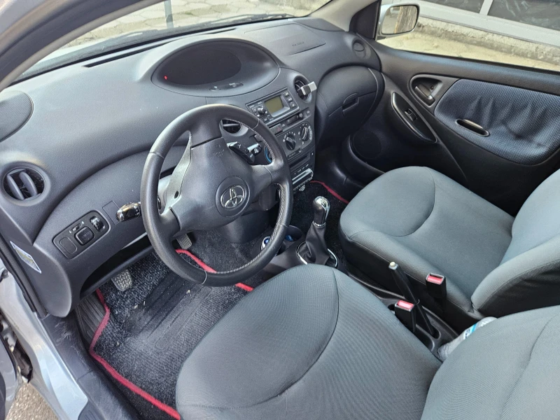 Toyota Yaris, снимка 7 - Автомобили и джипове - 51834243