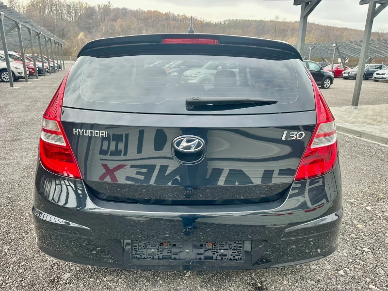 Hyundai I30 1.4* REALNI KM* KLIMA, снимка 5 - Автомобили и джипове - 52446788