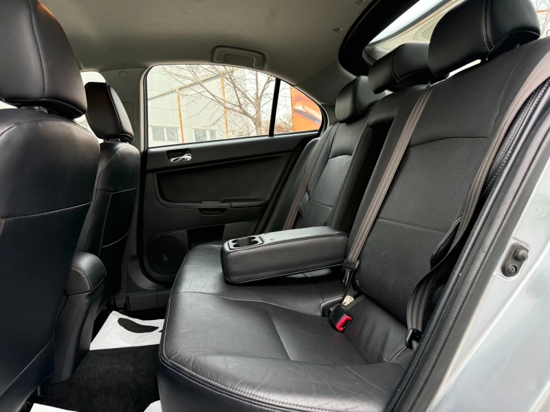 Mitsubishi Lancer 1.8i 143 к.с. , снимка 9 - Автомобили и джипове - 52661464