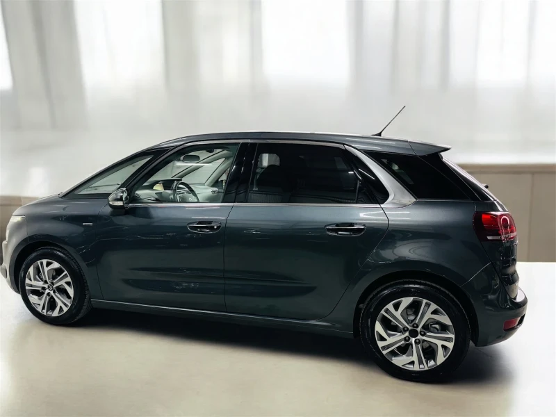 Citroen C4 Picasso * 2.0e-HDI* Exclusive* Distr* Led* , снимка 3 - Автомобили и джипове - 52670012
